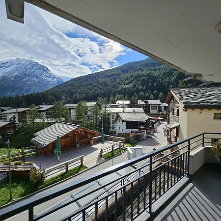 Nicoletta Saas Fee